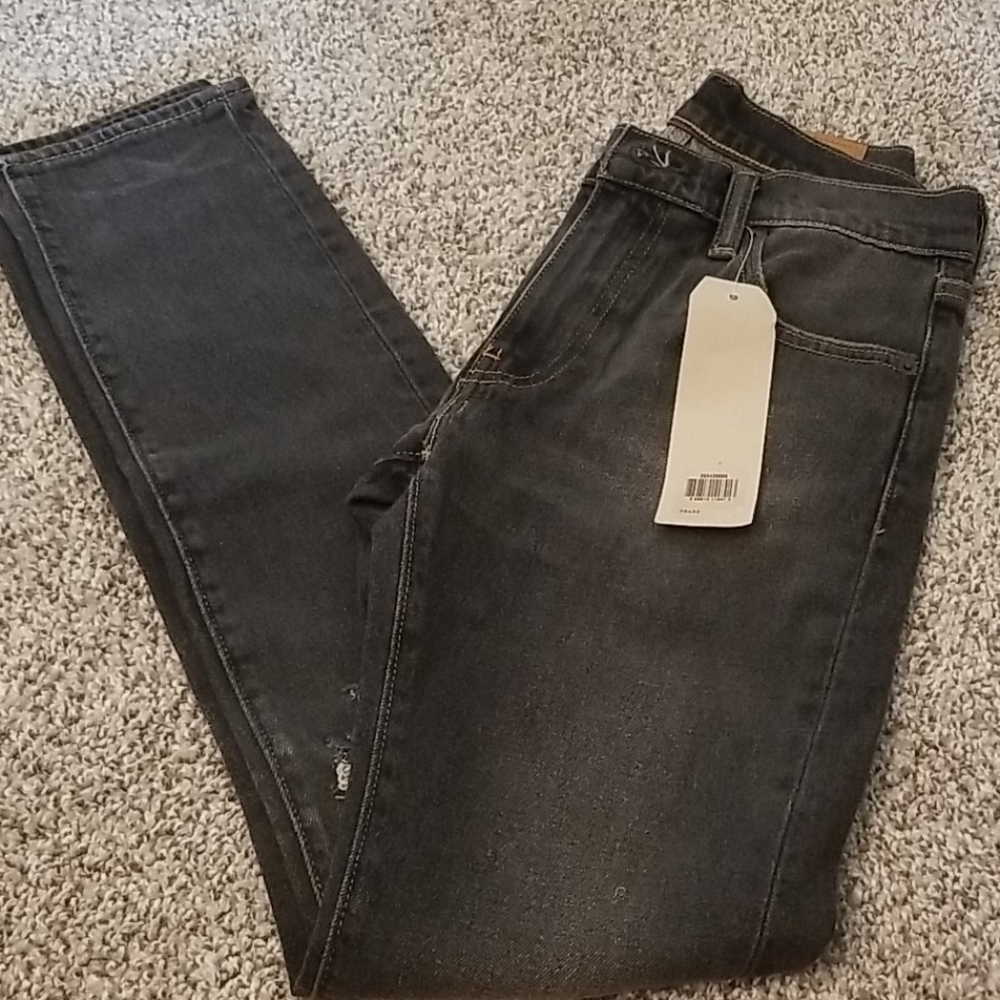 Brand new Levi's slim fit jeans